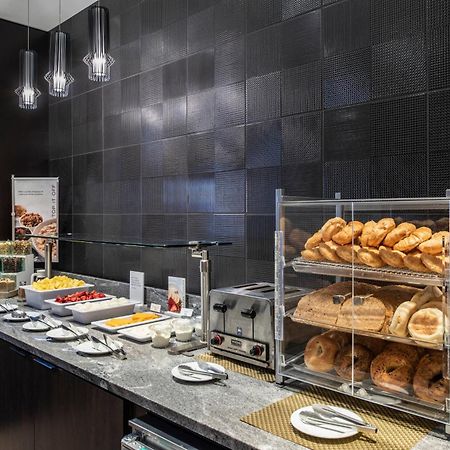 Residence Inn By Marriott Boston Logan Airport/Челсі Екстер'єр фото