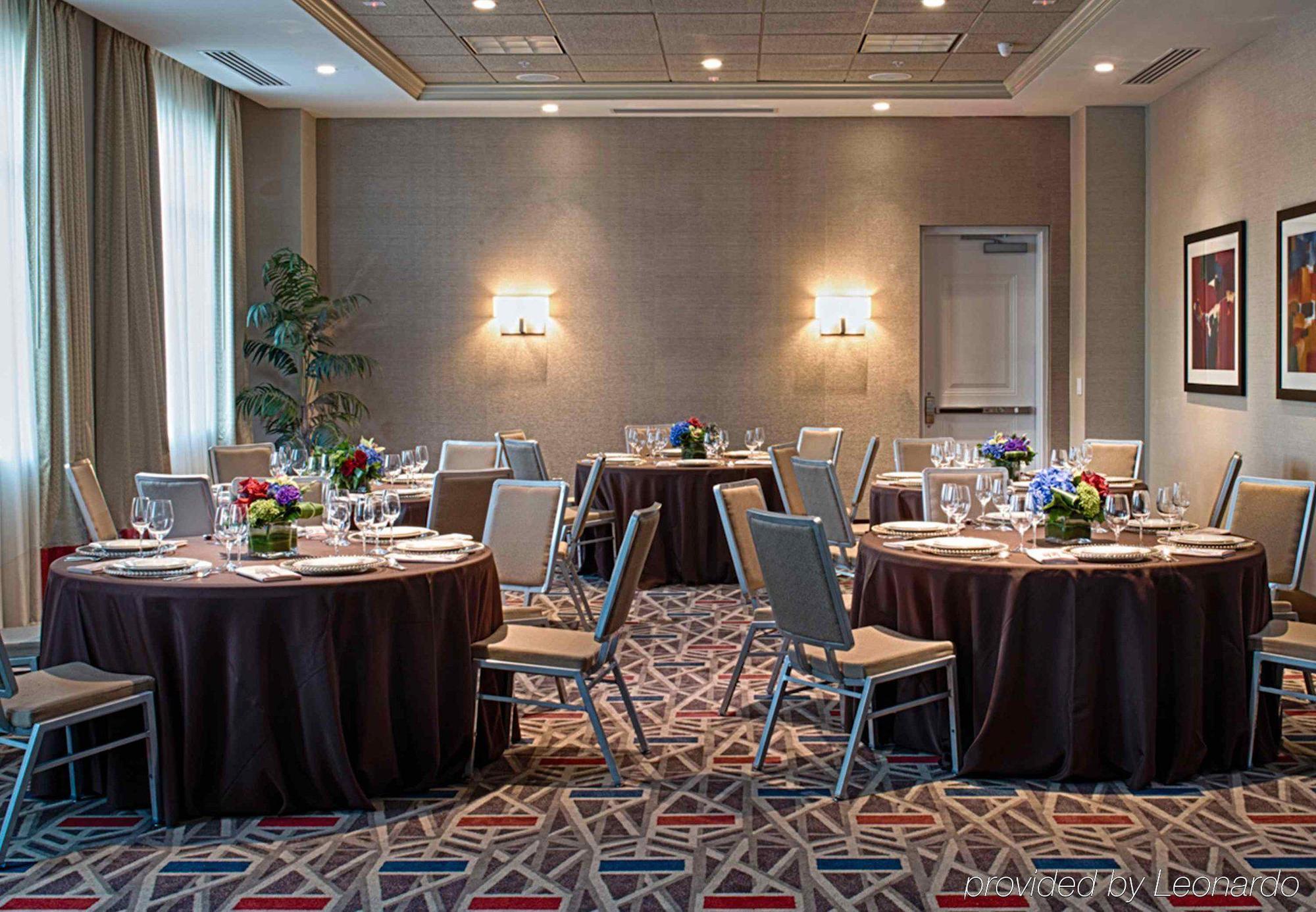Residence Inn By Marriott Boston Logan Airport/Челсі Екстер'єр фото