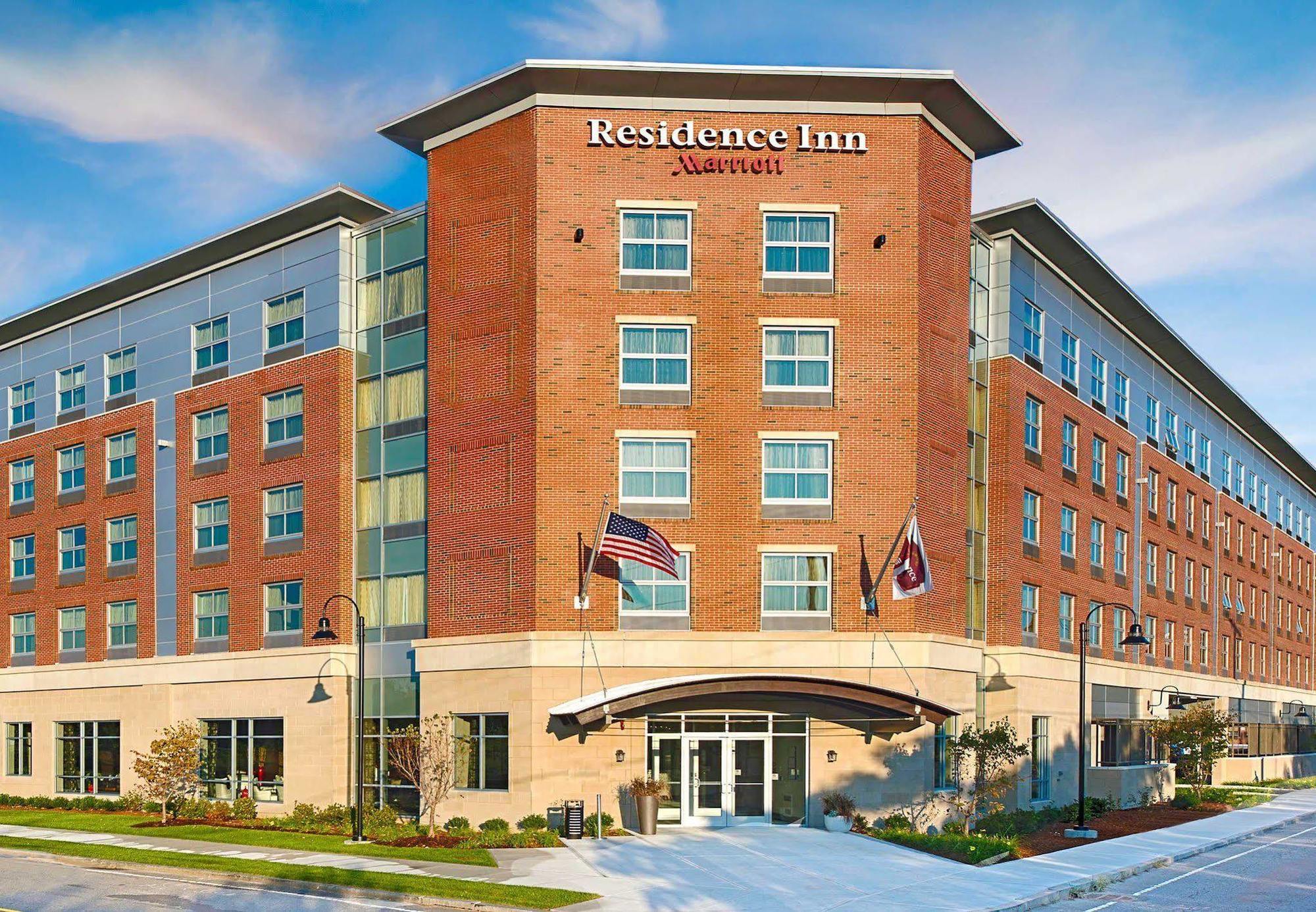 Residence Inn By Marriott Boston Logan Airport/Челсі Екстер'єр фото