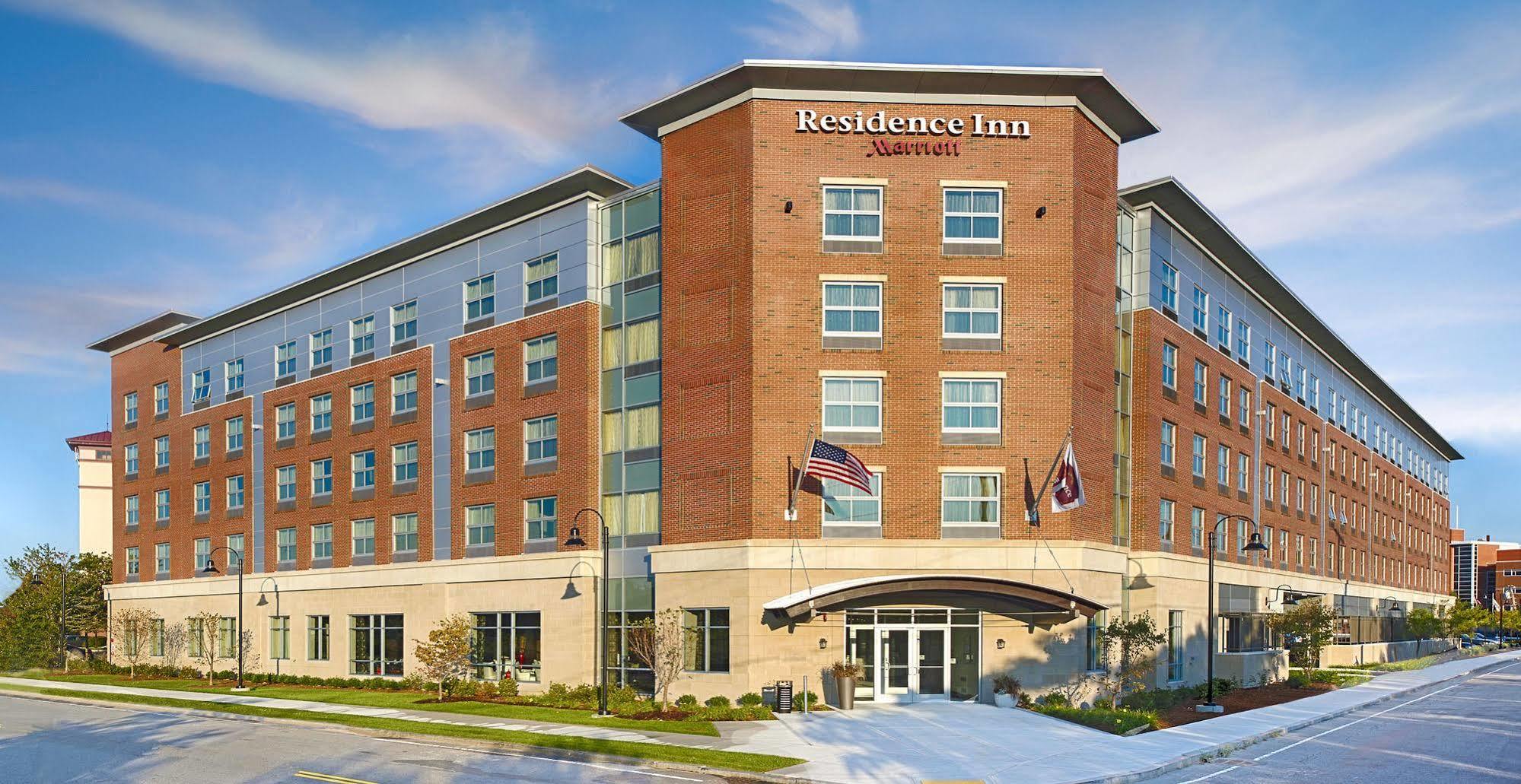 Residence Inn By Marriott Boston Logan Airport/Челсі Екстер'єр фото